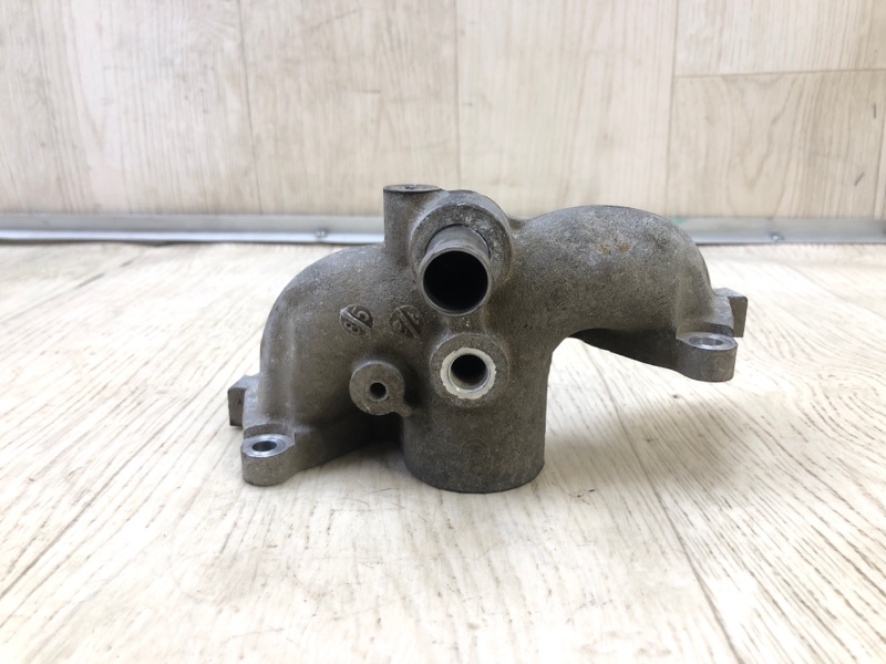 Запчасть тройник системы охлаждения TOYOTA TUNDRA 07-13 2008 4.0 1GRFE 1635631030 Б/У Тройник системы охлаждения TOYOTA TUNDRA 07-13 2008 4.0 1GRFE 1635631030 Б/У