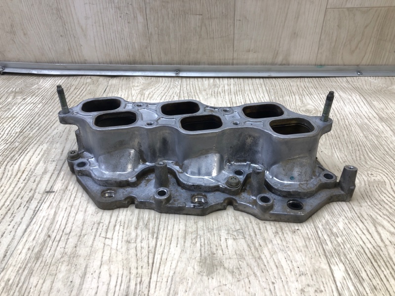 Запчасть коллектор впускной TOYOTA TUNDRA 07-13 2008 4.0 1GRFE 171010P010 Б/У Коллектор впускной TOYOTA TUNDRA 07-13 2008 4.0 1GRFE 171010P010 Б/У