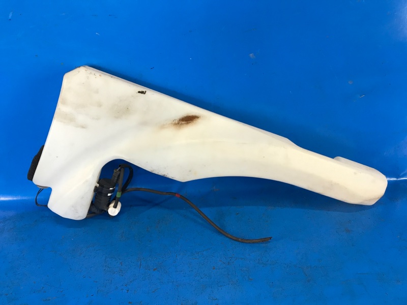 Бачок омывателя PATHFINDER R51 04-14 2004 R51 4.0 VQ40DE