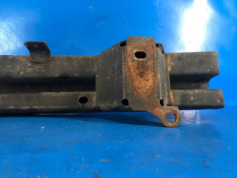 Усилитель переднего бампера PATHFINDER R51 04-14 2004 R51 4.0 VQ40DE