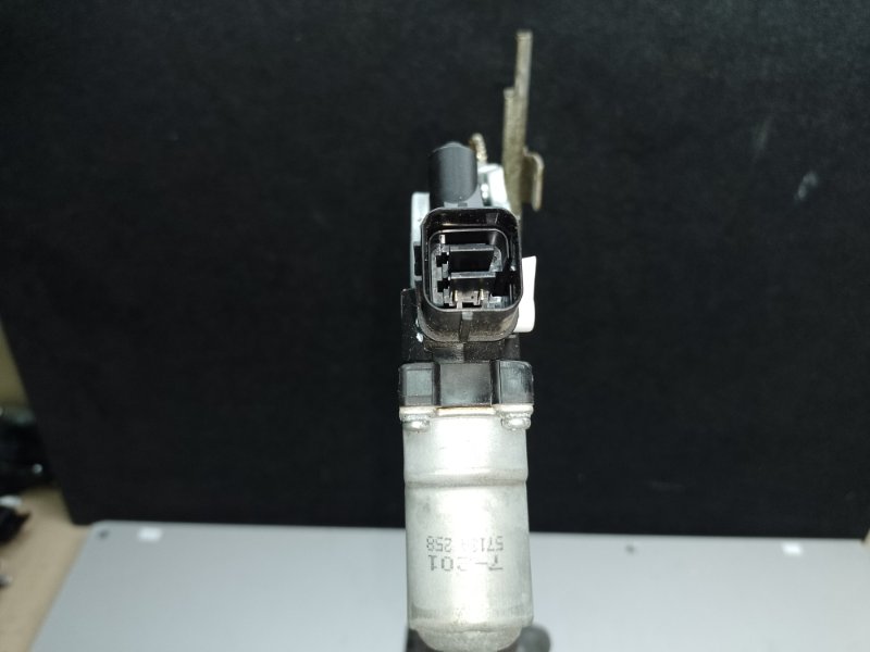 Стеклоподъемник передний правый MITSUBISHI LANCER X 10 07-15 2.0 4B11 Стеклоподъемник передний правый MITSUBISHI LANCER X 10 07-15 2.0 4B11