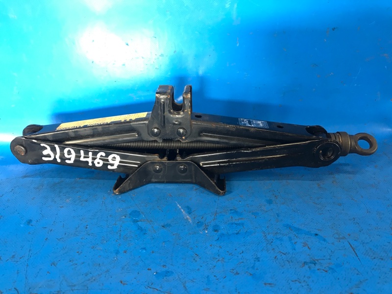 Домкрат TOYOTA PRIUS - 20 03-11 2006 1NZ-FXE 1.5L 0911147010 Б/У