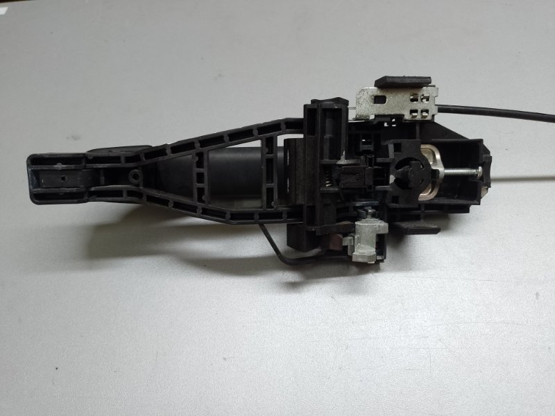 Ручка двери наружная передняя правая FOCUS 10-18 2018 2.0 C20HDEX