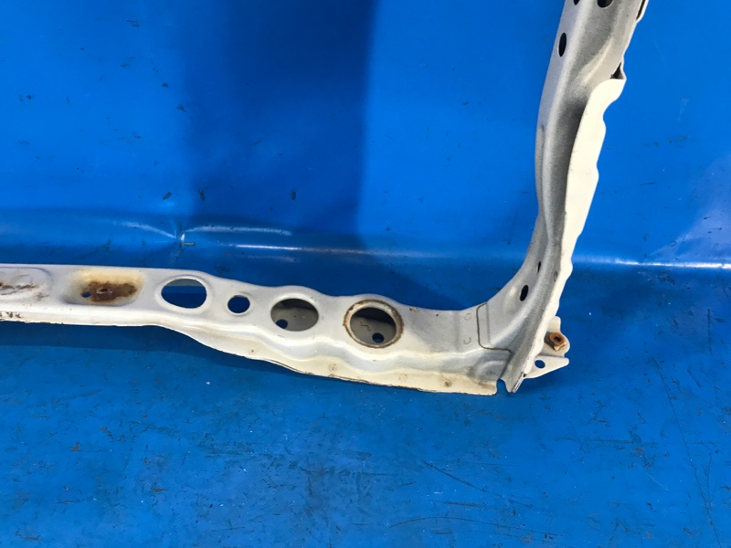 Панель передняя PRIUS PLUS 11-14 2013 ZVW41L 1.8 2ZRFXE