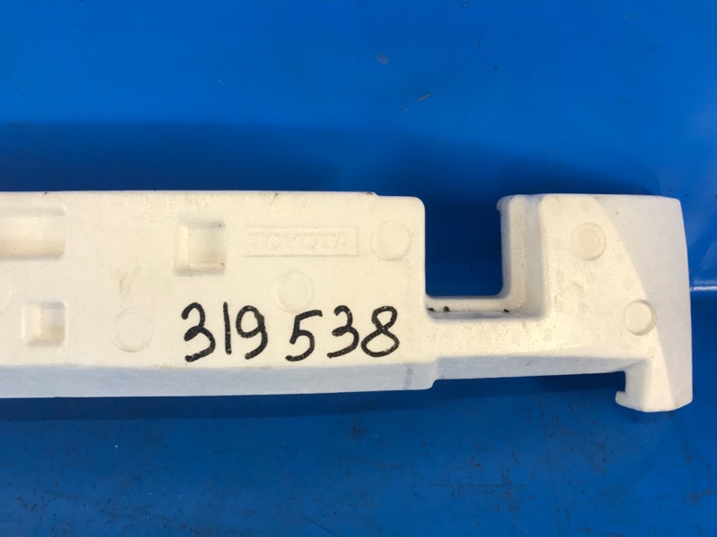 Наполнитель бампера передний TOYOTA PRIUS PLUS 11-14 ZVW41L 1.8 2ZRFXE