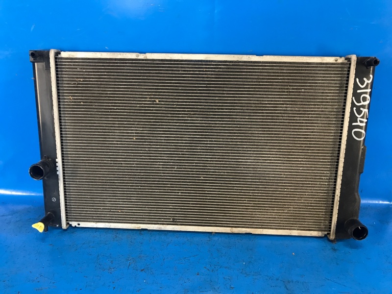 Радиатор основной TOYOTA PRIUS PLUS 11-14 2013 ZVW41L 1.8 2ZRFXE 1640037260 Б/У