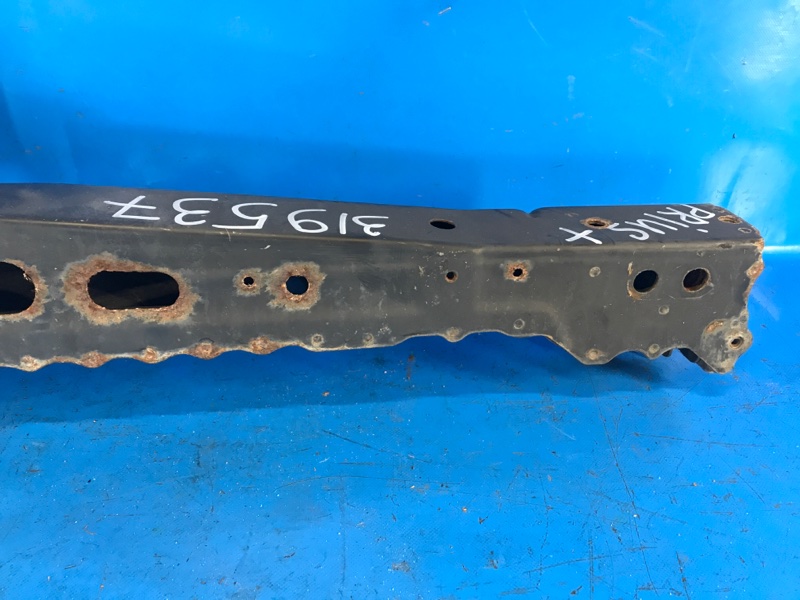 Балка под радиатор TOYOTA PRIUS PLUS 11-14 ZVW41L 1.8 2ZRFXE