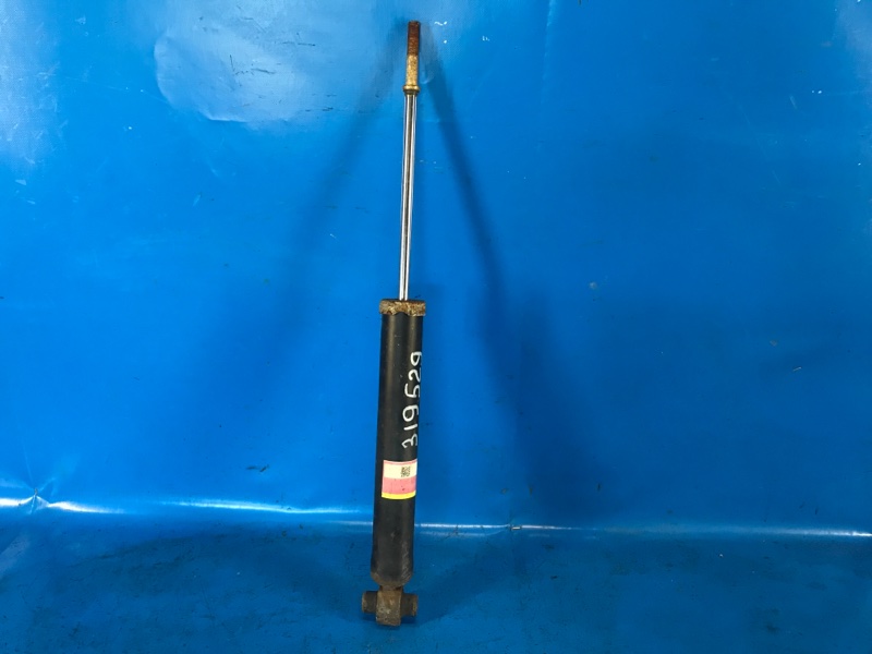 Запчасть амортизатор задний TOYOTA PRIUS PLUS 11-14 2013 ZVW41L 1.8 2ZRFXE 4853080595 Б/У Амортизатор задний TOYOTA PRIUS PLUS 11-14 2013 ZVW41L 1.8 2ZRFXE 4853080595 Б/У