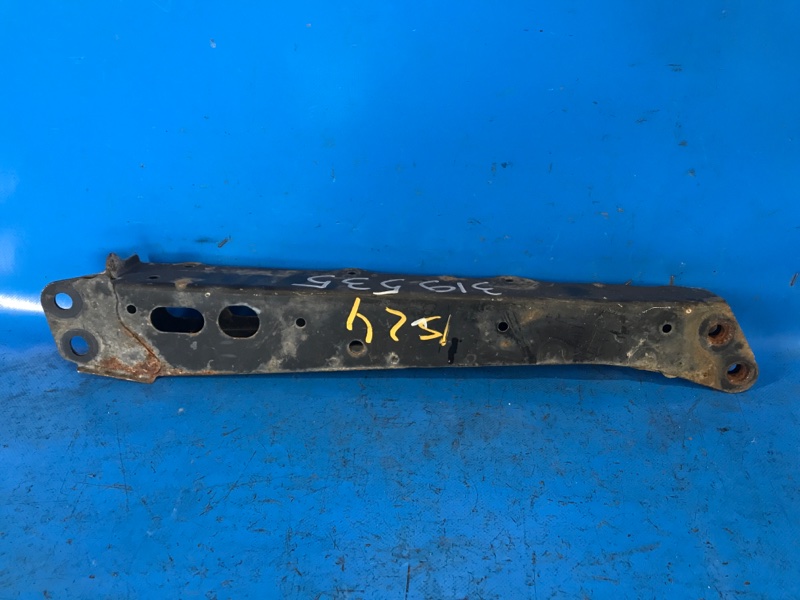 Кронштейн крепления передней панели левый TOYOTA PRIUS PLUS 11-14 2013 ZVW41L 1.8 2ZRFXE 5110812010 Б/У