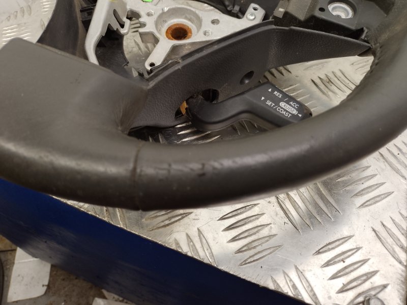 Руль TRIBECA B10 07-13 2010 Внедорожник 3.6