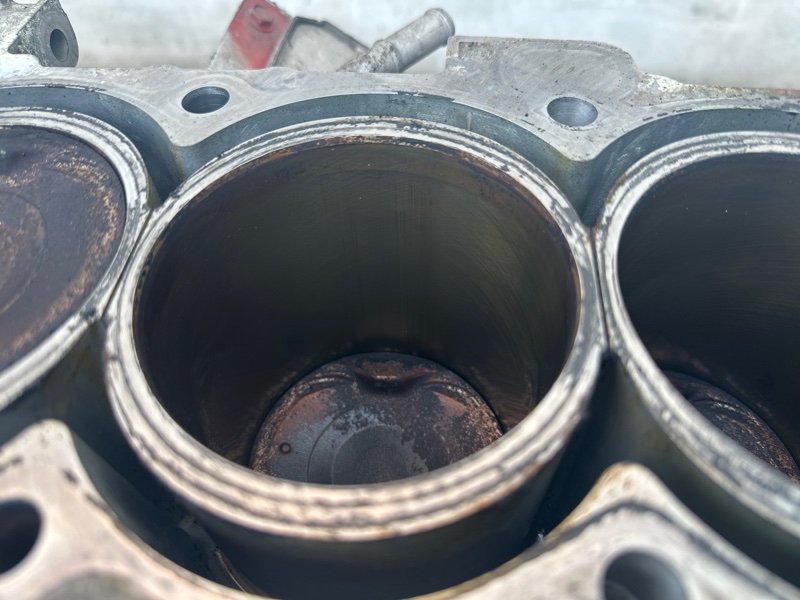 Блок двигателя X-TRAIL T31 07-14 2.5 Блок двигателя X-TRAIL T31 07-14 2.5