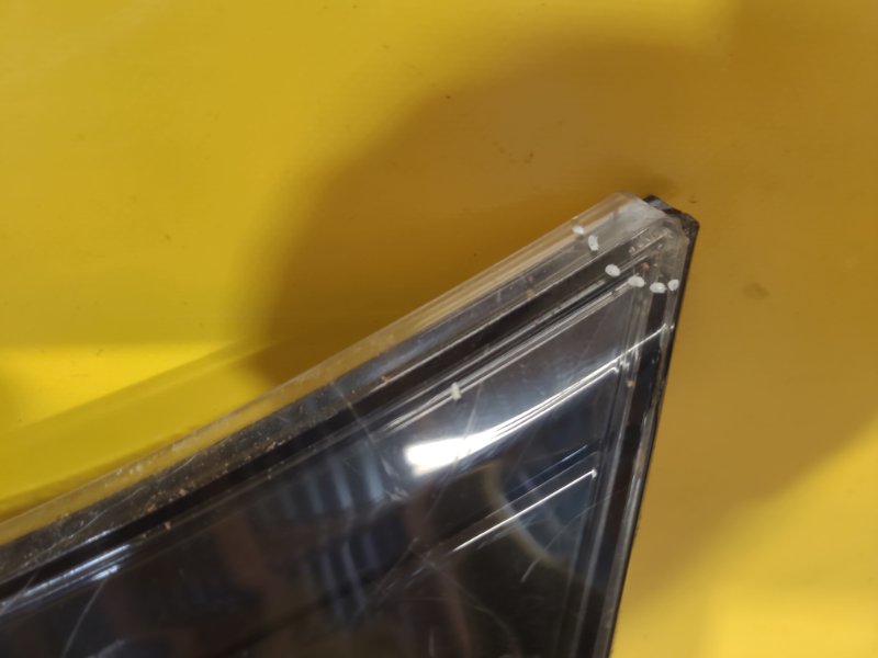 Фонарь внутренний правый RAV4 13-19 Фонарь внутренний правый RAV4 13-19