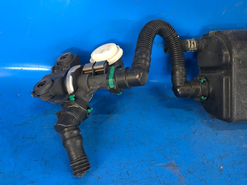 Абсорбер топливный TOYOTA PRIUS 16- 1.8 2ZRFXE