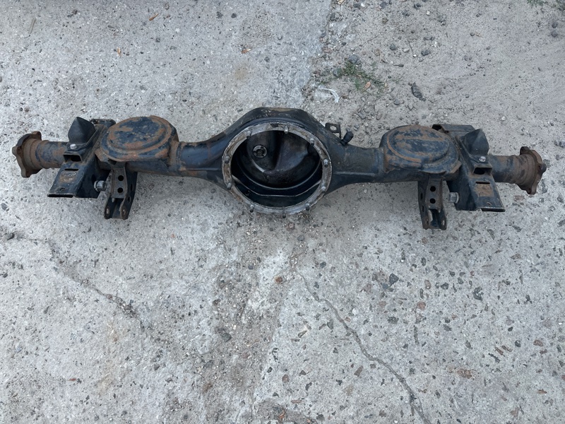 Мост задний MITSUBISHI PAJERO SPORT 96-09 2001 Внедорожник 3.0 MR496335 Б/У