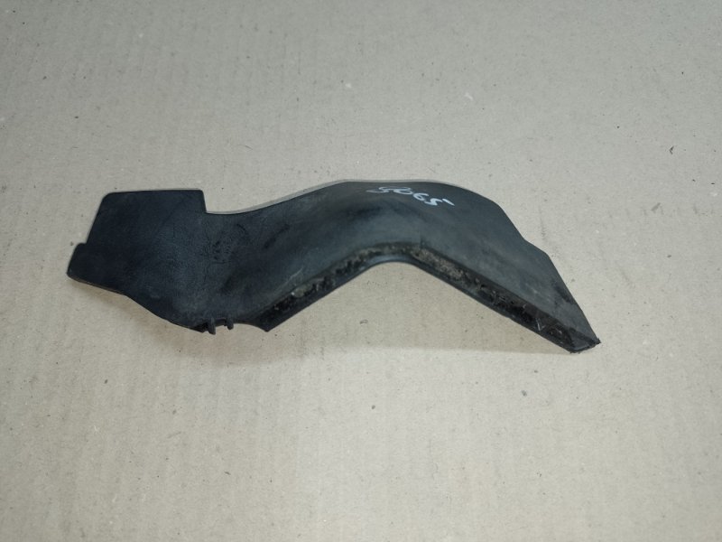 Пластик подкапотного отсека правый MERCEDES E-CLASS W211 02-09 2007 W211 M272964 3.5 A 211 831 16 44 Б/У