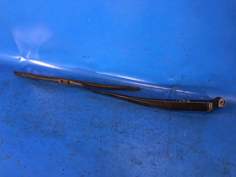 Поводок стеклоочистителя передний правый LEXUS IS250/350 05-13 2009 GSE21L 3.5 2GR-FSE 8521153080 Б/У
