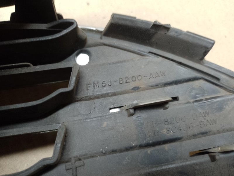 Решетка радиатора FOCUS 10-18