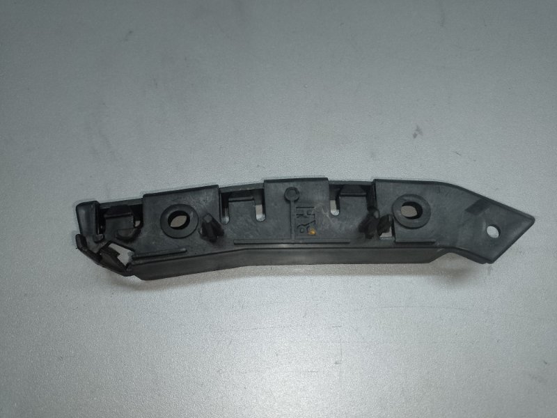 Кронштейн переднего бампера (на крыле) правый FORD FOCUS 10-18 2.0 C20HDEX