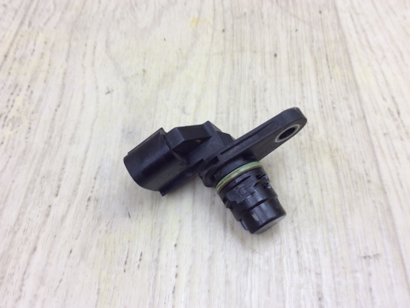 Датчик положения распредвала SONATA YF 10-14 2014 YF 2.0 G4KH Датчик положения распредвала SONATA YF 10-14 2014 YF 2.0 G4KH