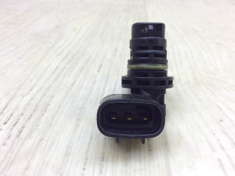 Датчик положения распредвала HYUNDAI SONATA YF 10-14 YF 2.0 G4KH Датчик положения распредвала HYUNDAI SONATA YF 10-14 YF 2.0 G4KH