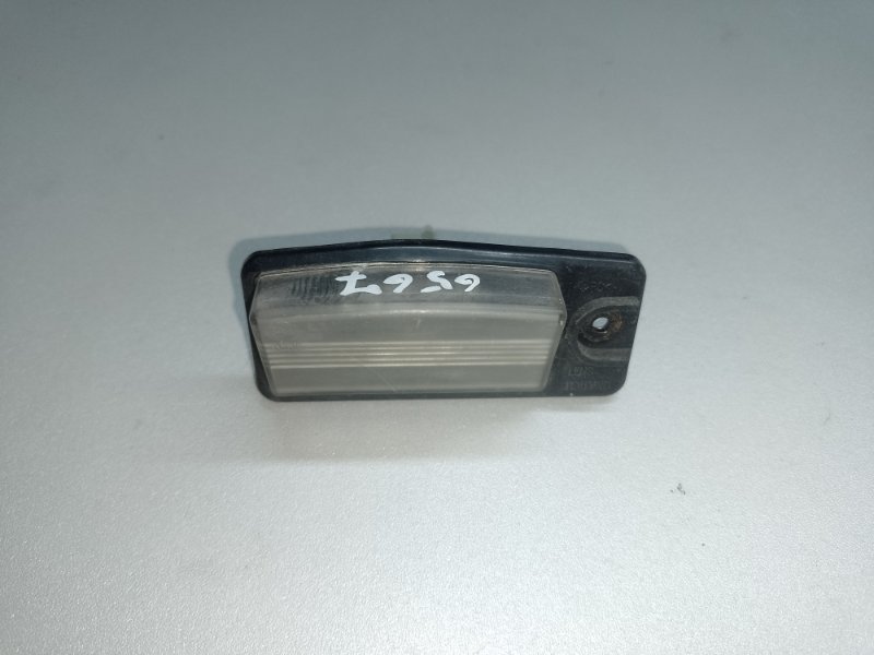 Подсветка номера NISSAN X-TRAIL/ROGUE T32 13-20 2015 T32 2.5 QR25DE 26510-8990B Б/У