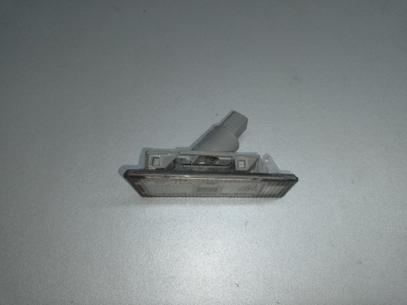 Подсветка номера правая ELANTRA AD 16- 2017 AD 2.0 G4NH