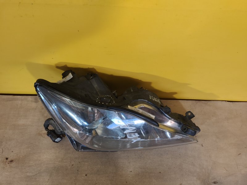 Фара правая IS250/350 05-13