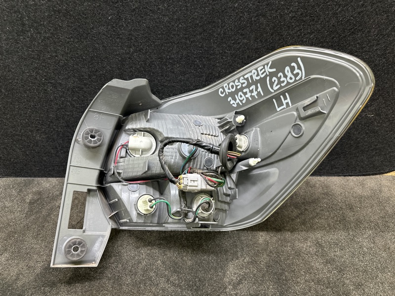 Фонарь наружный левый CROSSTREK 12-17 2015 GP FB20X e-Boxer