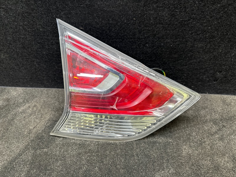 Фонарь внутренний левый X-TRAIL/ROGUE T32 13-20 2015 T32 2.5 QR25DE