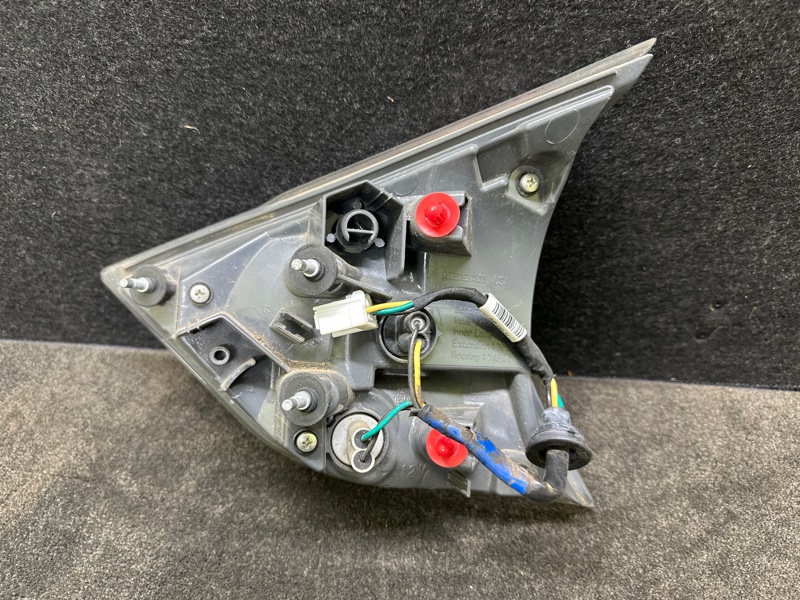 Фонарь внутренний левый NISSAN X-TRAIL/ROGUE T32 13-20 T32 2.5 QR25DE