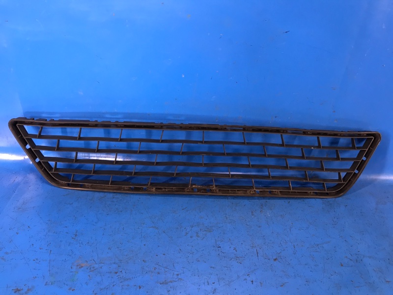 Решетка переднего бампера NISSAN SENTRA B17 12-21 2015 B17 1.8 MRA8DE 622543SH0A Б/У