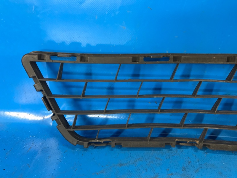 Решетка переднего бампера SENTRA B17 12-21 2015 B17 1.8 MRA8DE