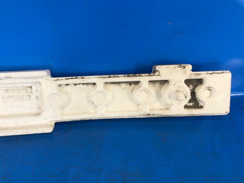 Наполнитель бампера задний PRIUS PLUS 11-14 2013 ZVW41L 1.8 2ZRFXE