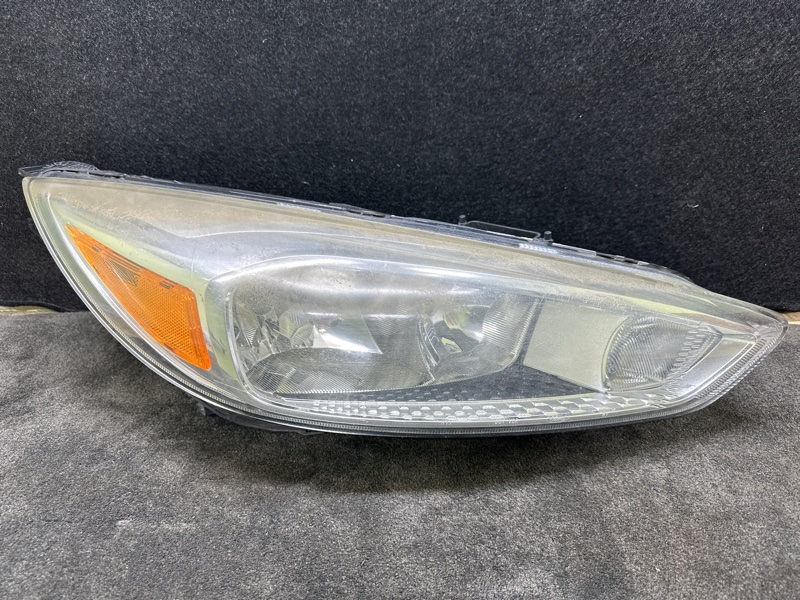 Фара правая FORD FOCUS 10-18 2018 2.0 C20HDEX F1EZ-13008-GS Б/У