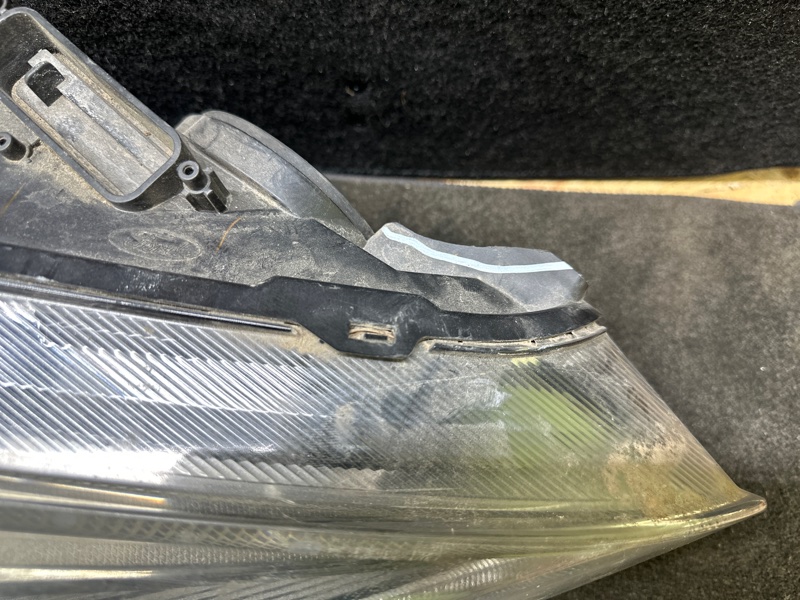 Фара правая FOCUS 10-18 15-