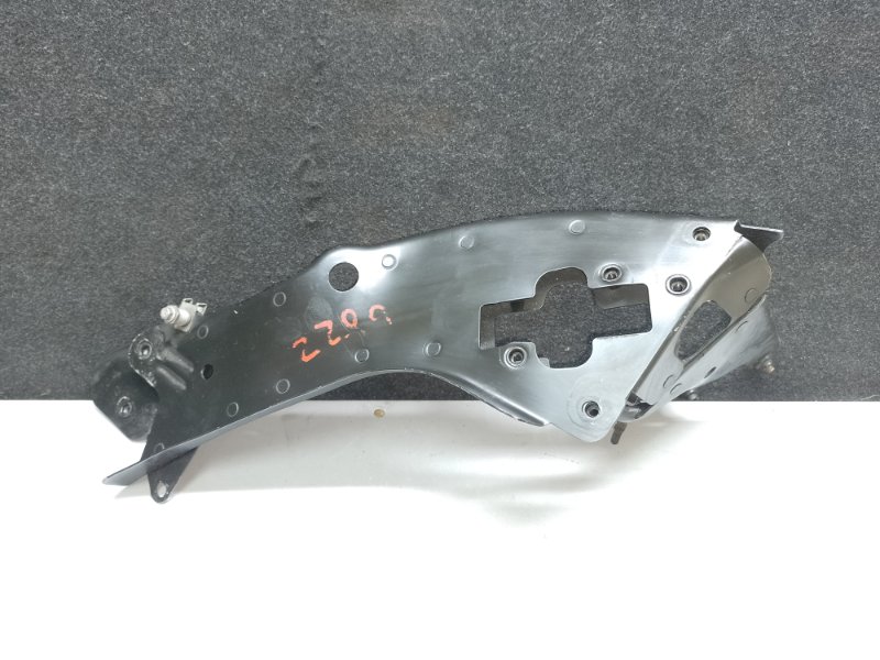 Панель передняя верхняя левый MERCEDES E-CLASS W211 02-09 2008 W211 M272972 3.5 A 211 620 03 16 Б/У