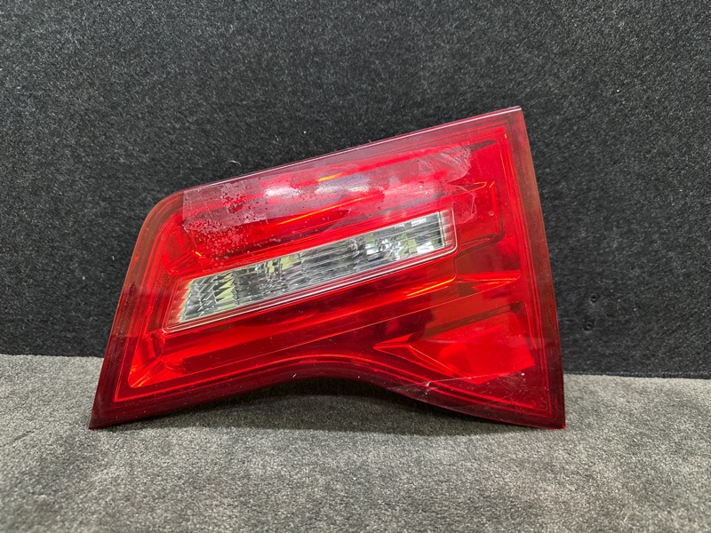 Фонарь внутренний правый ACURA MDX (YD2) 06-13 2007 YD2 3.7 J37A1 34151-STX-A02 Б/У