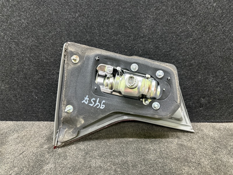 Фонарь внутренний правый ACURA MDX (YD2) 06-13 YD2 3.7 J37A1