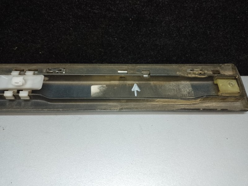 Молдинг двери задний левый MERCEDES E-CLASS W211 02-09 W211 M272972 3.5 Молдинг двери задний левый MERCEDES E-CLASS W211 02-09 W211 M272972 3.5