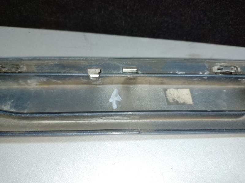 Молдинг двери задний правый MERCEDES E-CLASS W211 02-09 W211 M272972 3.5 Молдинг двери задний правый MERCEDES E-CLASS W211 02-09 W211 M272972 3.5