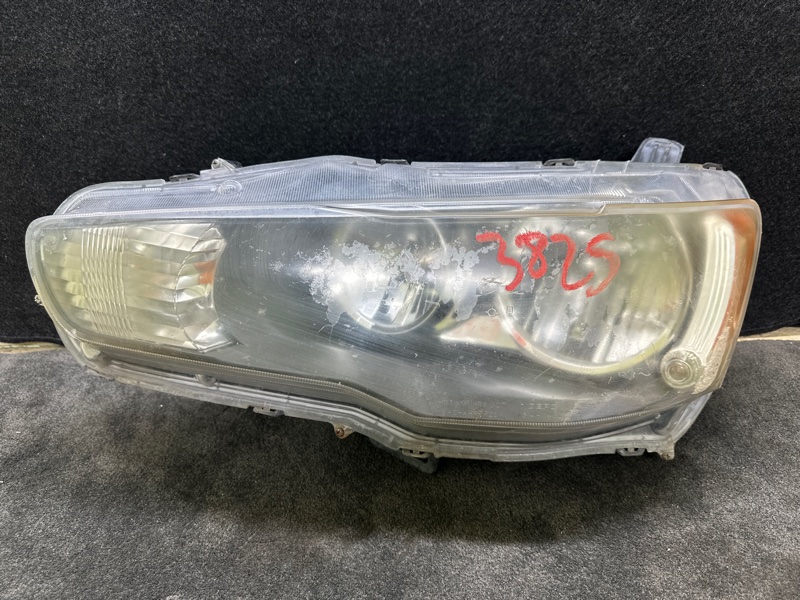Фара левая MITSUBISHI LANCER X 10 07-15 2014 2.0 4B11 8301C361 Б/У