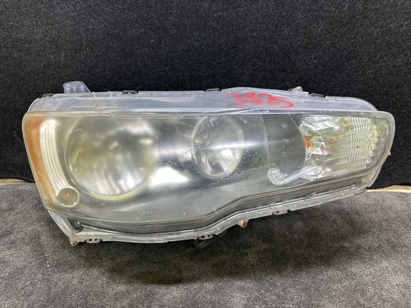 Фара правая MITSUBISHI LANCER X 10 07-15 2014 2.0 4B11 8301C362 Б/У