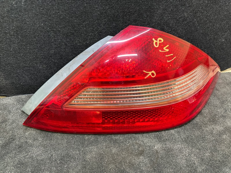 Фонарь наружный правый HONDA ACCORD COUPE 03-07 J30A4 Фонарь наружный правый HONDA ACCORD COUPE 03-07 J30A4