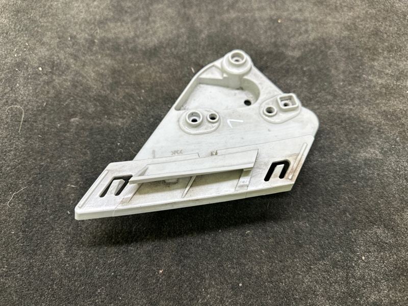 Кронштейн переднего бампера (под фарой) левый INFINITI QX60/JX35 12-20 2019 3.5 VQ35DD Б/У