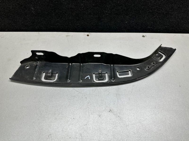 Кронштейн заднего бампера левый HONDA ACCORD COUPE 03-07 J30A4