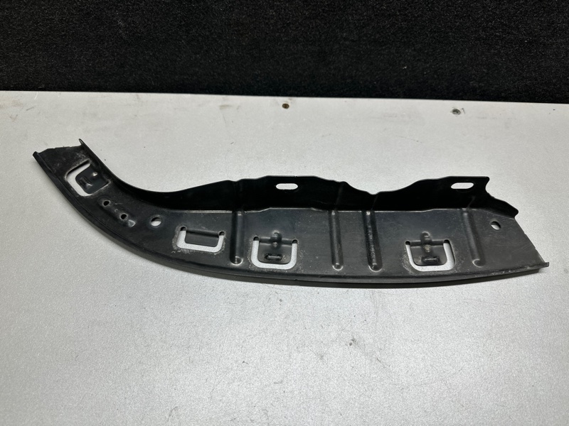 Кронштейн заднего бампера правый HONDA ACCORD COUPE 03-07 J30A4