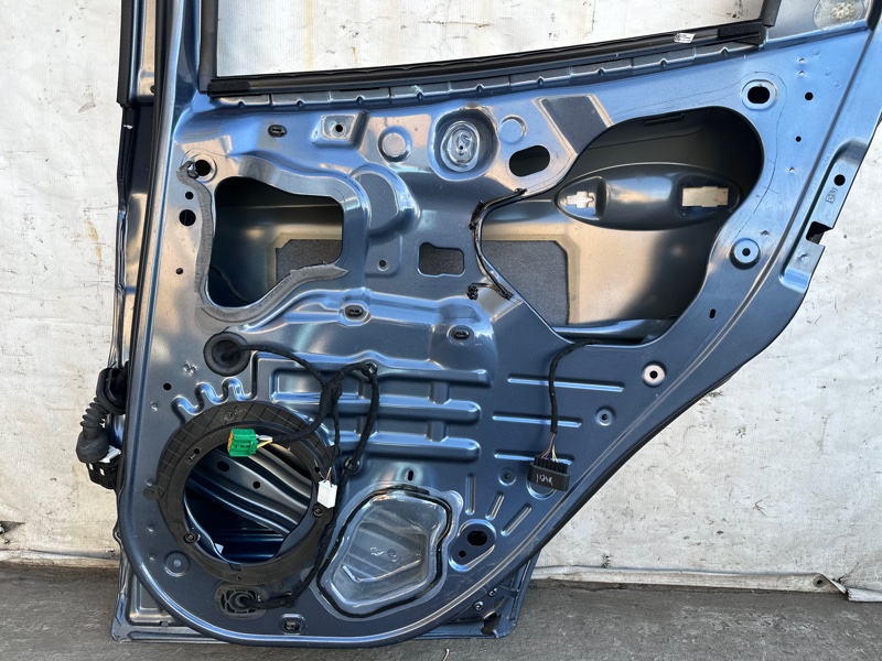 Дверь задняя правая ECOSPORT 18-22 2021 1.0 L EcoBoost (Fox) turbo Дверь задняя правая ECOSPORT 18-22 2021 1.0 L EcoBoost (Fox) turbo