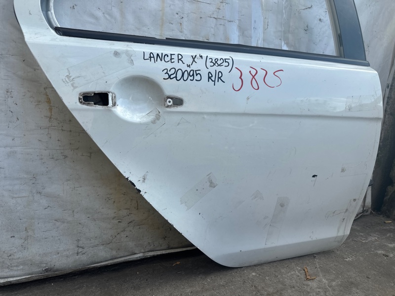 Дверь задняя правая MITSUBISHI LANCER X 10 07-15 2.0 4B11