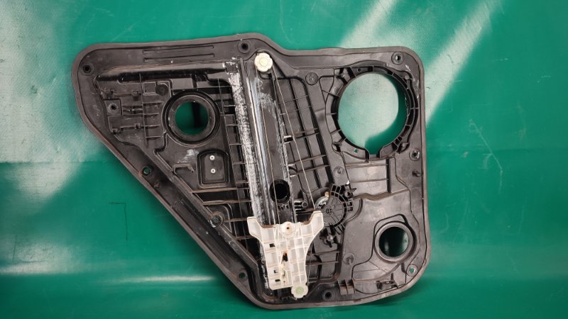 Стеклоподъемник задний правый HYUNDAI ELANTRA AD 16- 2.0 G4NH