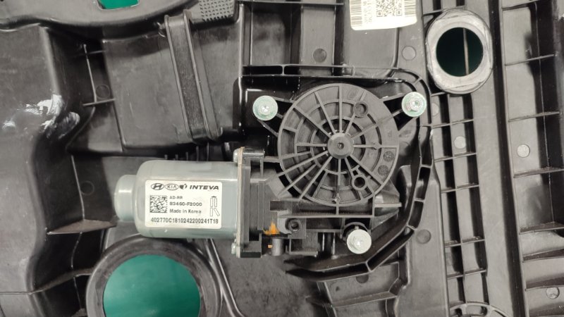 Стеклоподъемник задний правый ELANTRA AD 16- 2019 2.0 G4NH